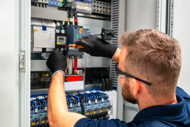 Best Commercial Electrician Services  in Hyde, PA